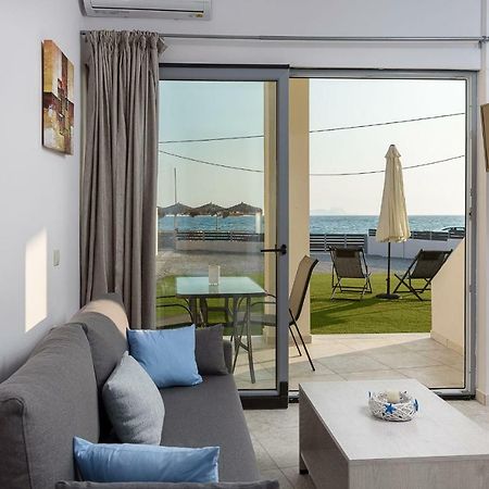 Coral Sea Apartment Kokkinos Pirgos Bagian luar foto