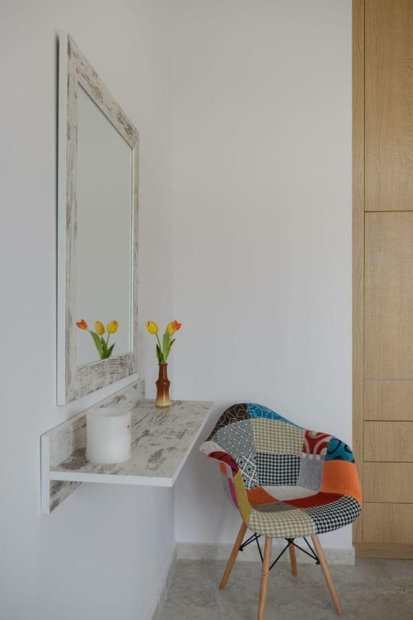 Coral Sea Apartment Kokkinos Pirgos Bagian luar foto