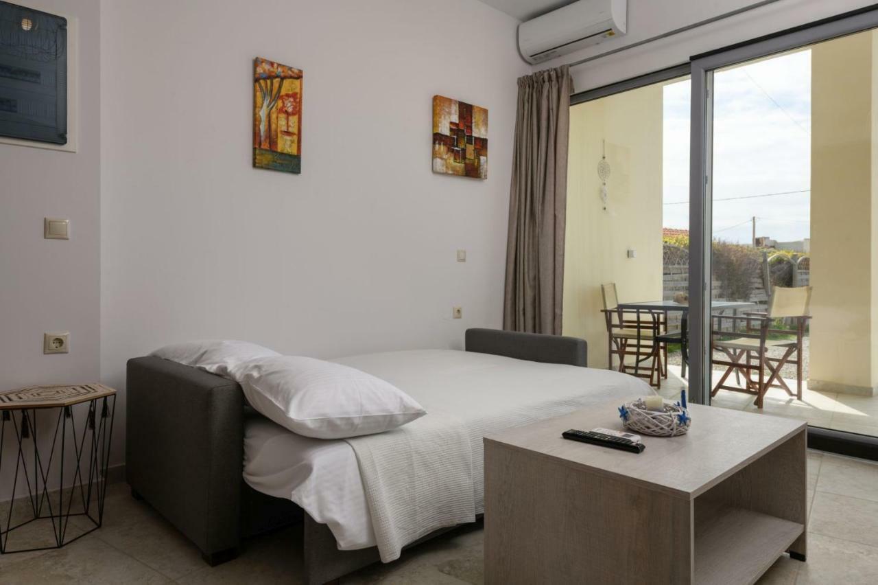 Coral Sea Apartment Kokkinos Pirgos Bagian luar foto