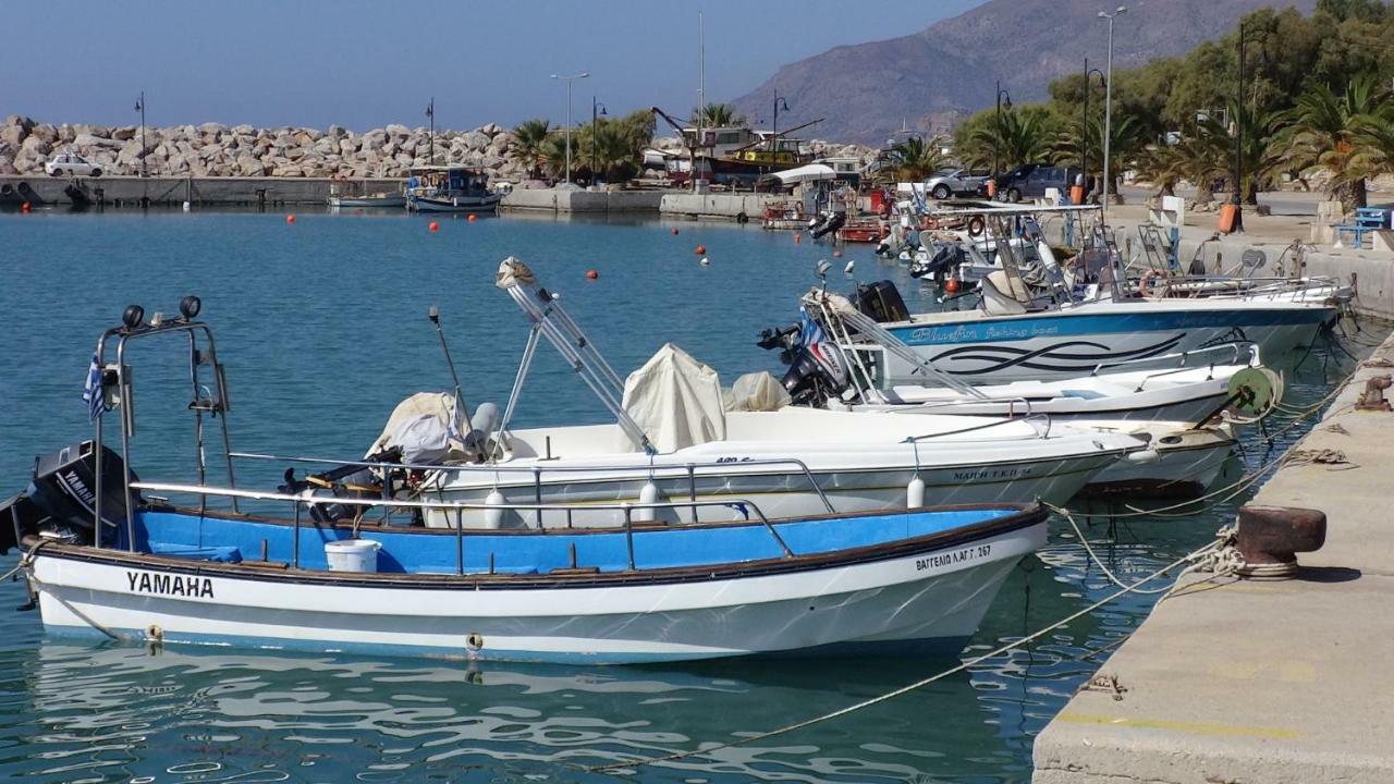 Coral Sea Apartment Kokkinos Pirgos Bagian luar foto
